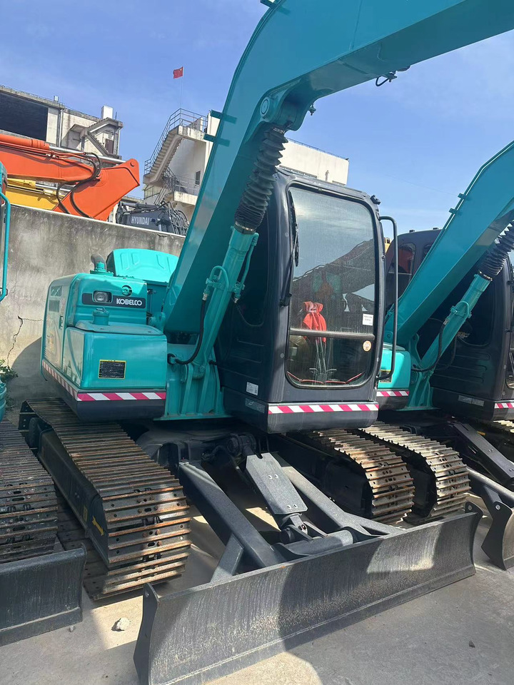 KOBELCO SK75 - Мини-экскаватор: фото 1 KOBELCO SK75 - Мини-экскаватор: фото 1