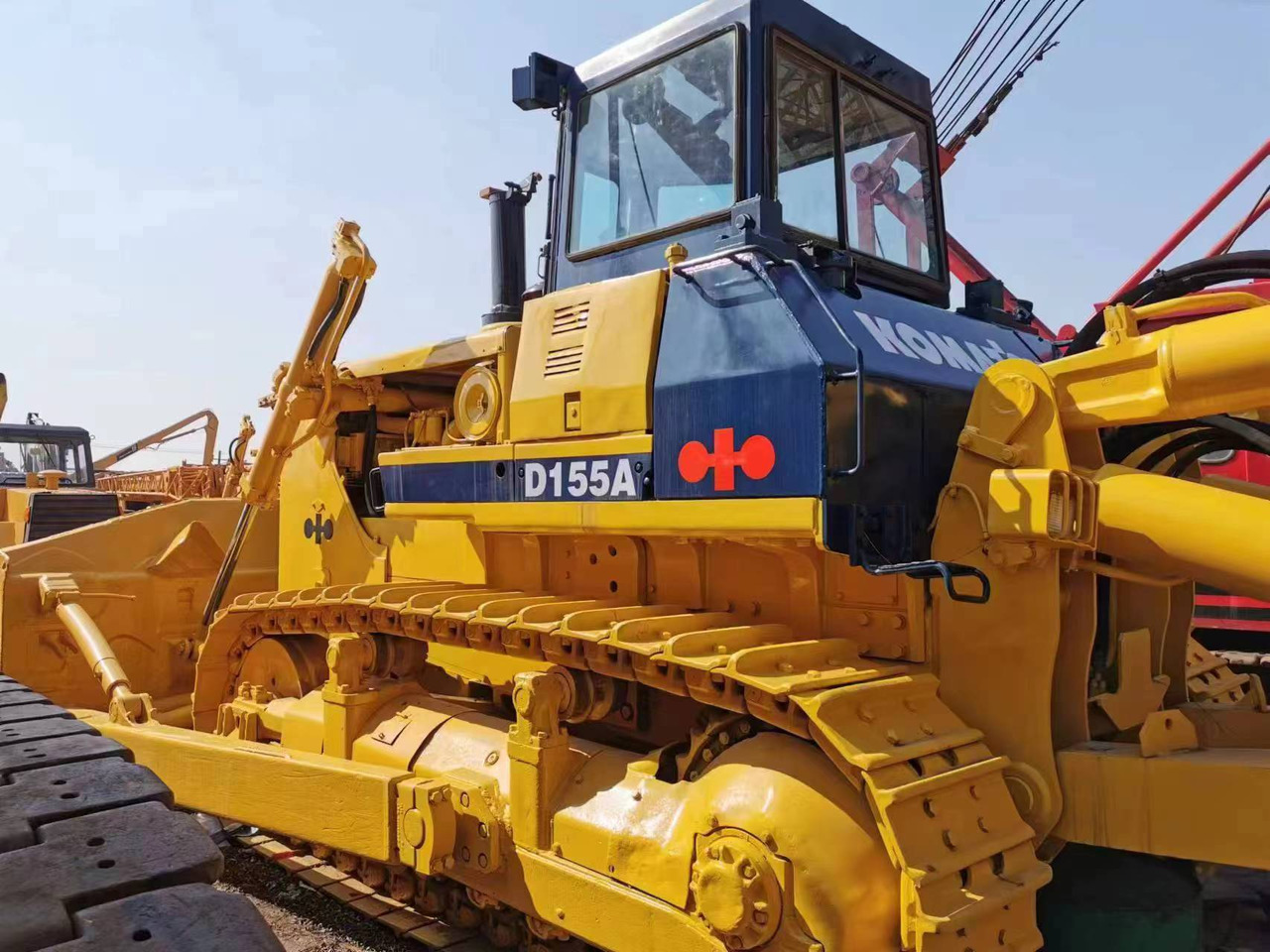 KOMATSU D155A-2 - Бульдозер: фото 1 KOMATSU D155A-2 - Бульдозер: фото 1