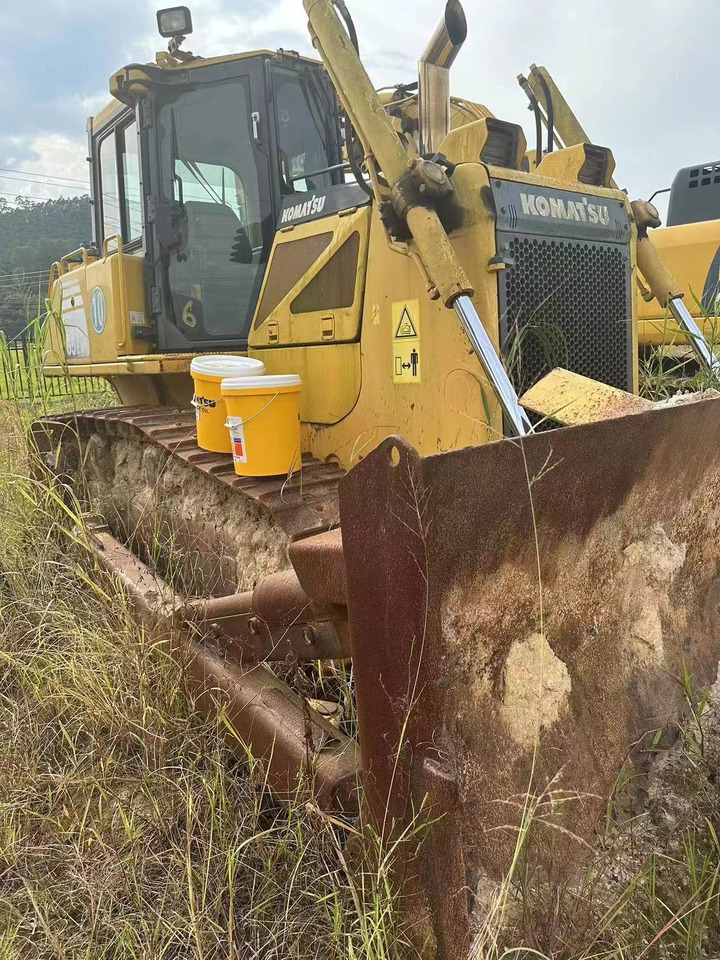 KOMATSU D65EX - Бульдозер: фото 2 KOMATSU D65EX - Бульдозер: фото 2