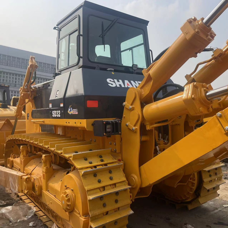 SHANTUI SD32 - Бульдозер: фото 1 SHANTUI SD32 - Бульдозер: фото 1