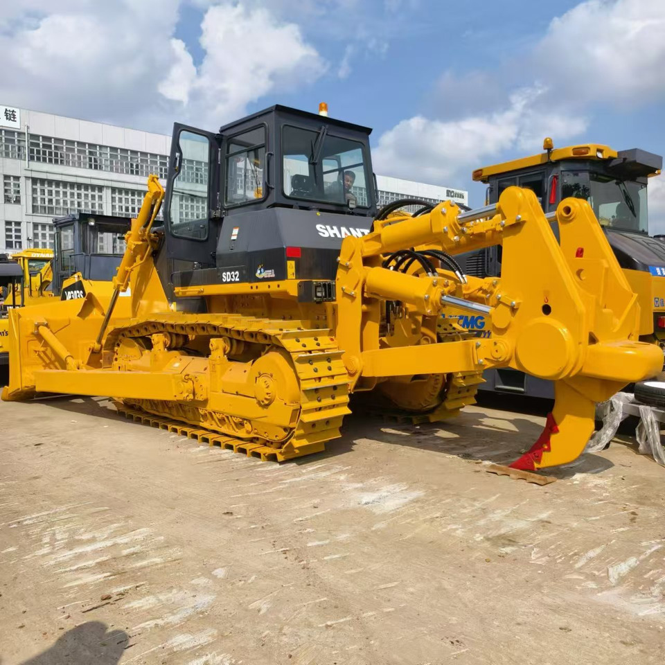 SHANTUI SD32 - Бульдозер: фото 1 SHANTUI SD32 - Бульдозер: фото 1