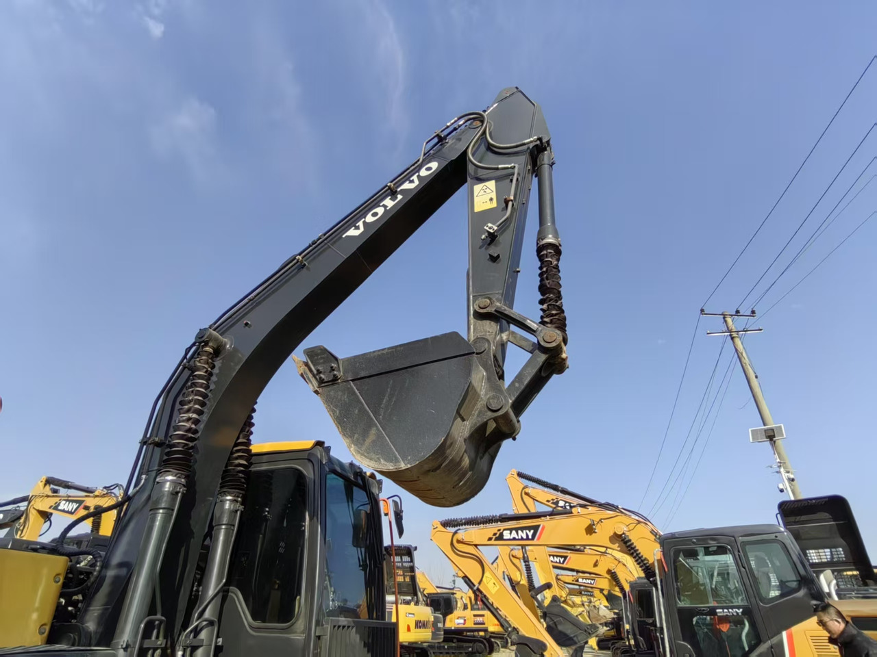 VOLVO EC140 - Гусеничный экскаватор: фото 2 VOLVO EC140 - Гусеничный экскаватор: фото 2