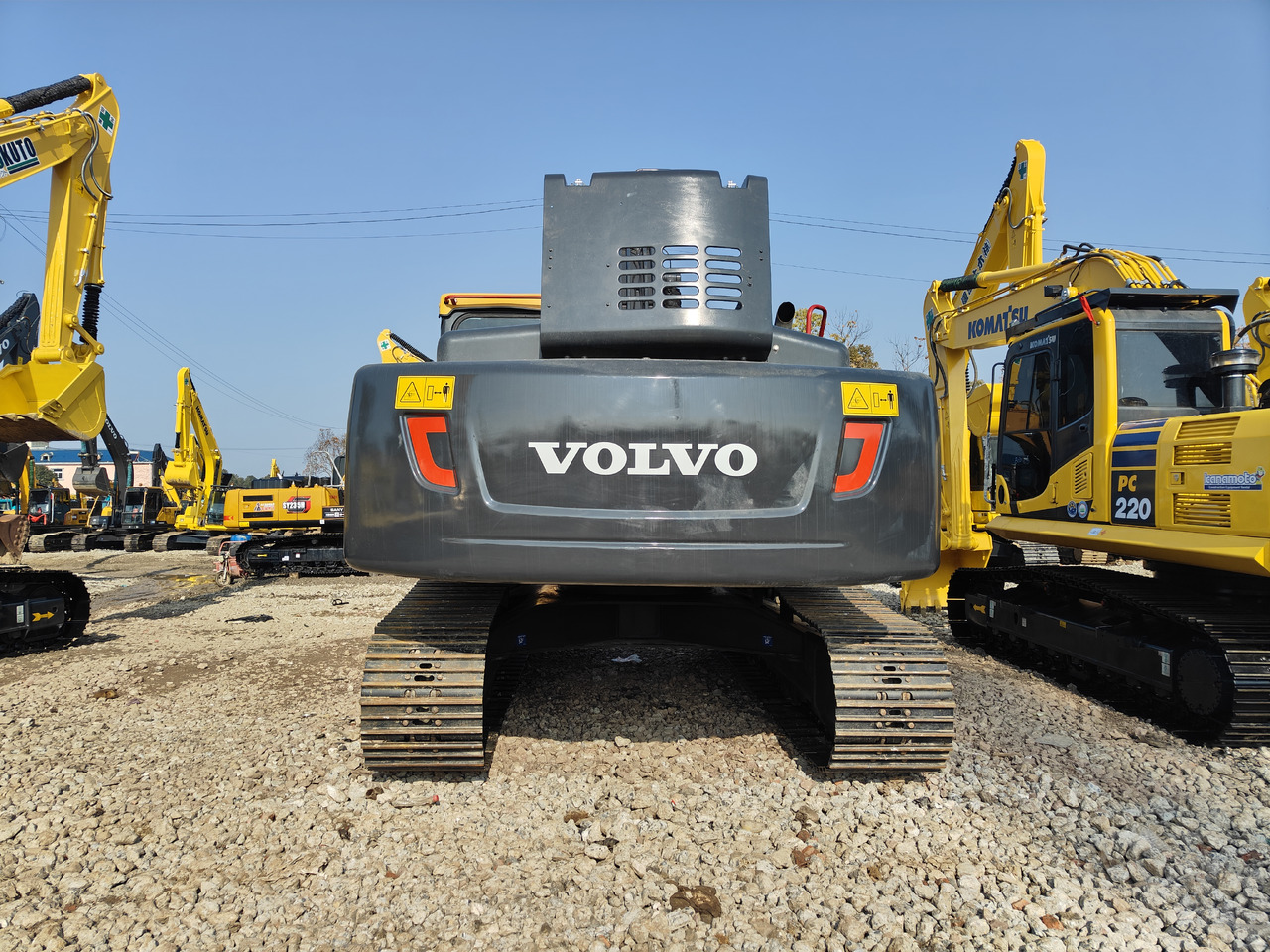 VOLVO EC240 - Гусеничный экскаватор: фото 5 VOLVO EC240 - Гусеничный экскаватор: фото 5