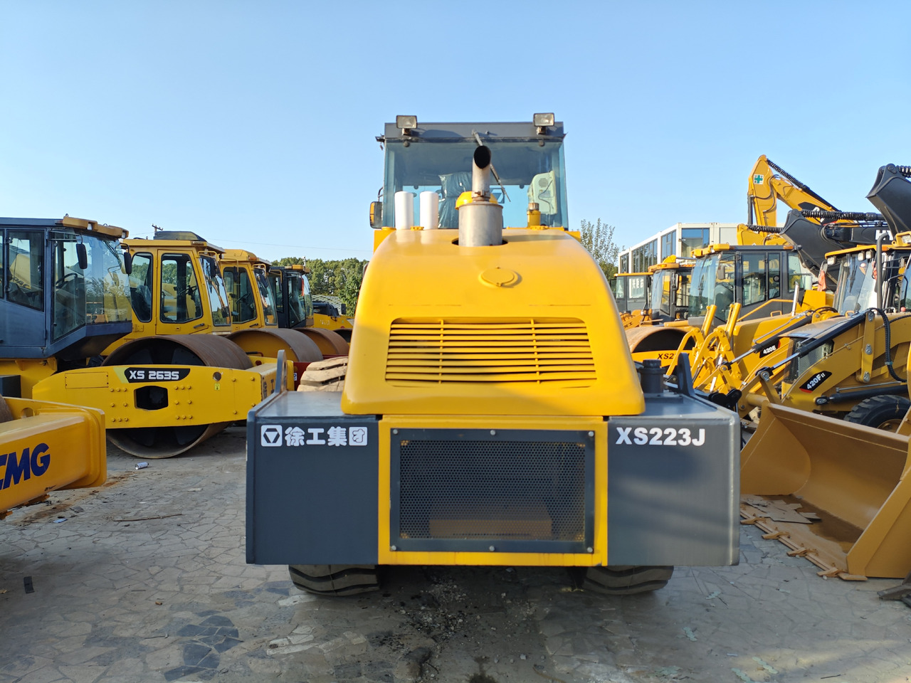 XCMG XS223J - Дорожный каток: фото 4 XCMG XS223J - Дорожный каток: фото 4