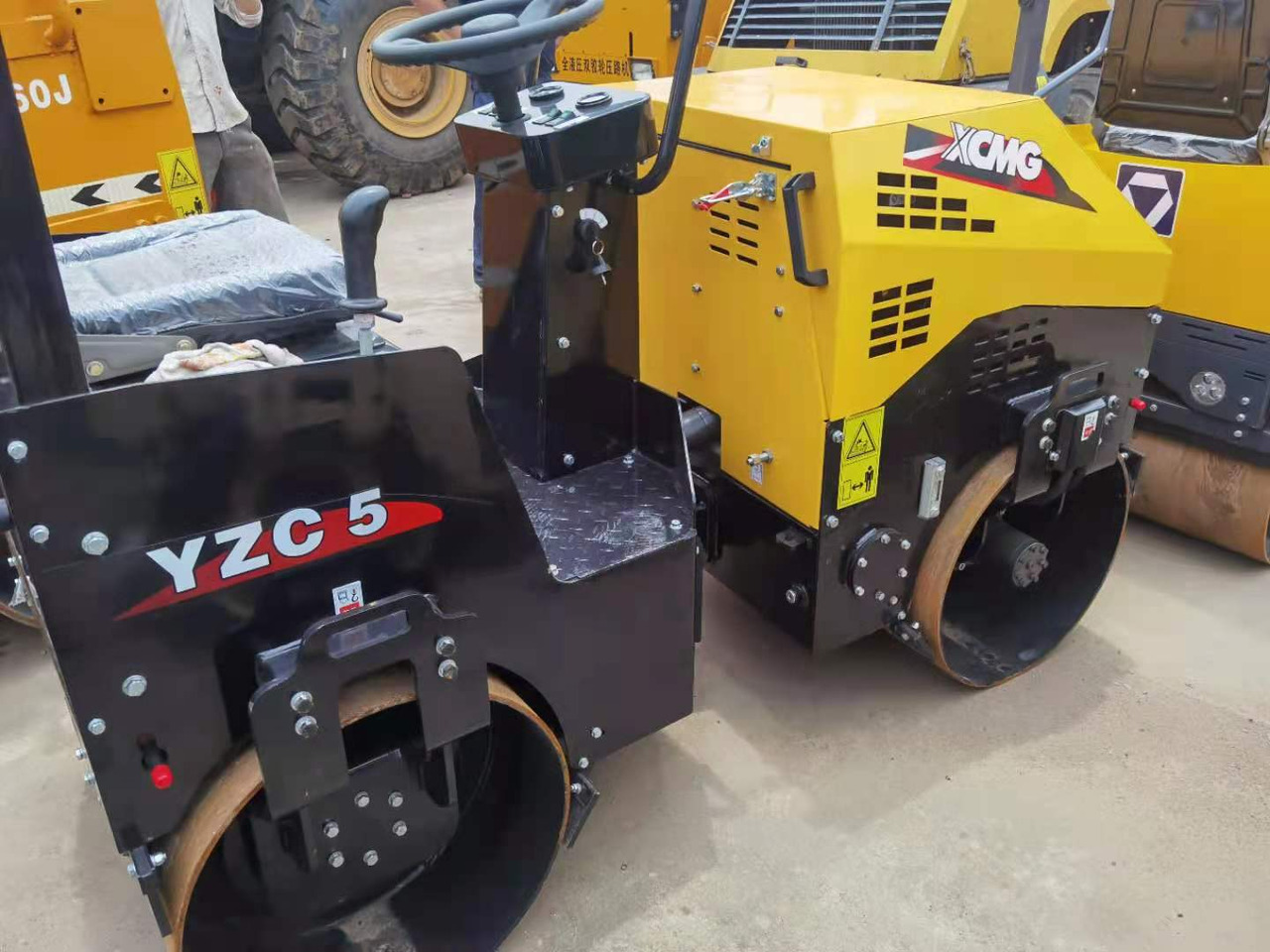 XCMG YZC5 - Дорожный каток: фото 5 XCMG YZC5 - Дорожный каток: фото 5