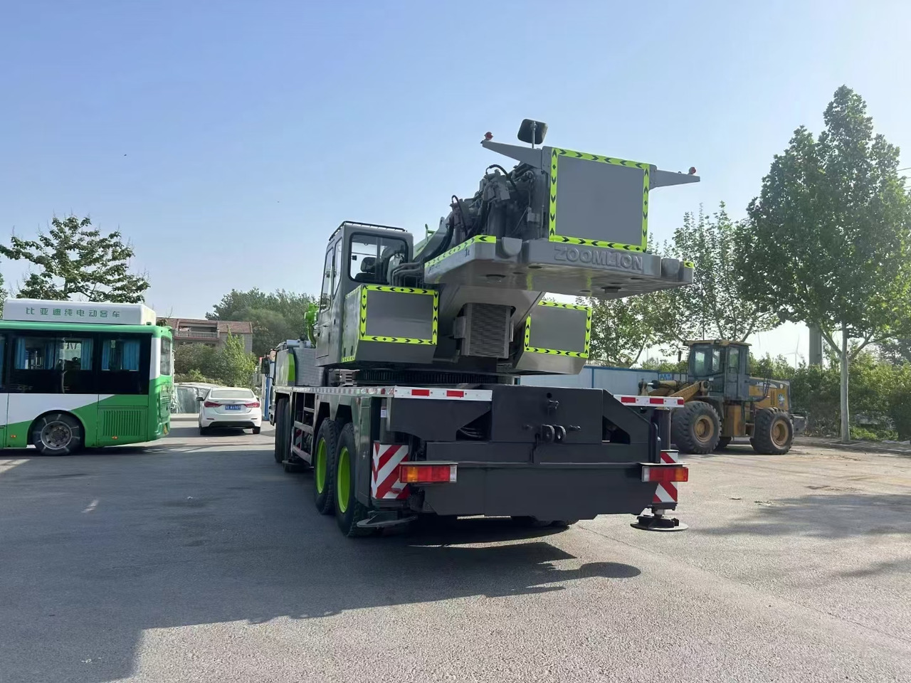 ZOOMLION ZTC800V - Мобильный кран: фото 2 ZOOMLION ZTC800V - Мобильный кран: фото 2