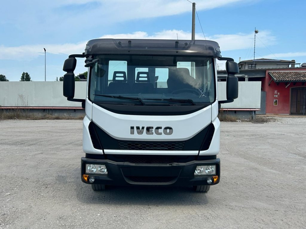 IVECO 120EL22 CON SCARRABILE NUOVO - Крюковой мультилифт: фото 2 IVECO 120EL22 CON SCARRABILE NUOVO - Крюковой мультилифт: фото 2