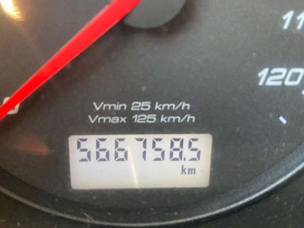 IVECO STRALIS 310 SCARRABILE FULL PNEUMATICO - Крюковой мультилифт: фото 3 IVECO STRALIS 310 SCARRABILE FULL PNEUMATICO - Крюковой мультилифт: фото 3