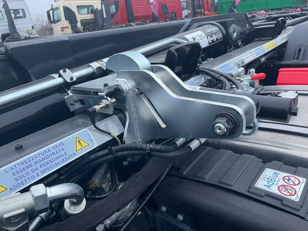 Новый Крюковой мультилифт IVECO X-WAY AD350X480YPS SCARRABILE NUOVO: фото 8 Новый Крюковой мультилифт IVECO X-WAY AD350X480YPS SCARRABILE NUOVO: фото 8