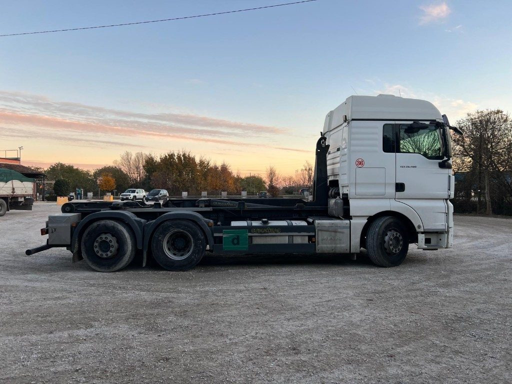 MAN TGX 26.480 USATO SCARRABILE - Крюковой мультилифт: фото 5 MAN TGX 26.480 USATO SCARRABILE - Крюковой мультилифт: фото 5