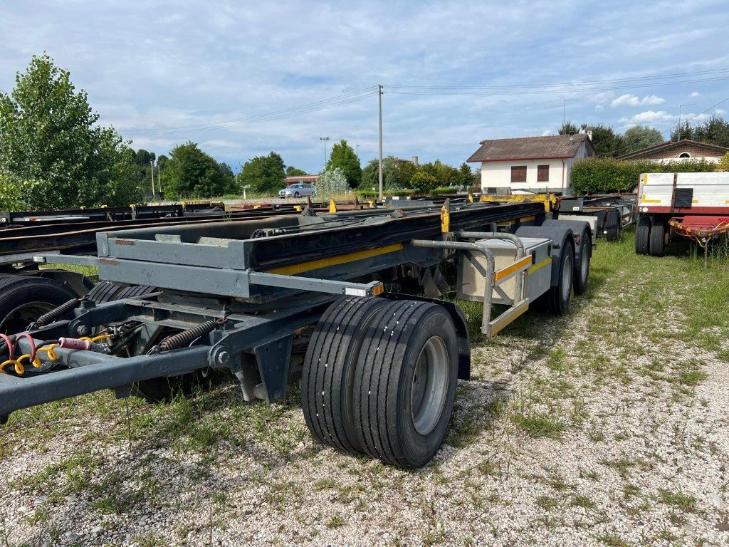 PIACENZA RIMORCHIO PIACENZA SCARRABILE BALESTRATO - Прицеп мультилифт/ Бункеровоз: фото 2 PIACENZA RIMORCHIO PIACENZA SCARRABILE BALESTRATO - Прицеп мультилифт/ Бункеровоз: фото 2