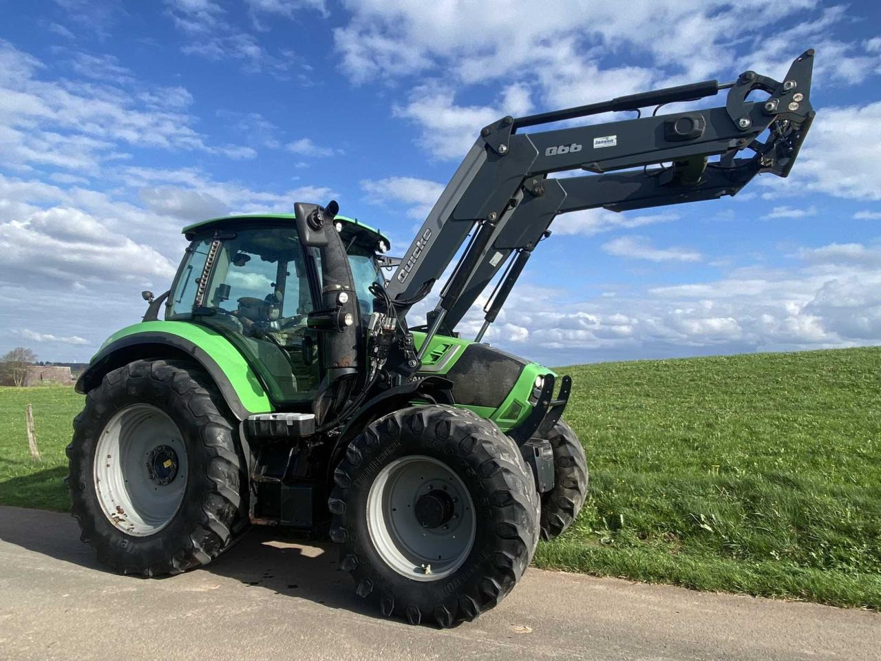 Deutz-Fahr 6150.4 Agrotron TTV - Трактор: фото 1 Deutz-Fahr 6150.4 Agrotron TTV - Трактор: фото 1