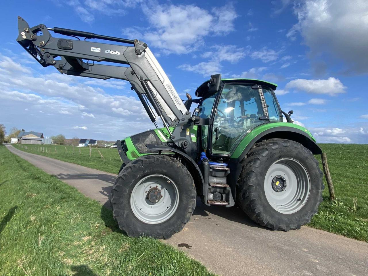 Deutz-Fahr 6150.4 Agrotron TTV - Трактор: фото 2 Deutz-Fahr 6150.4 Agrotron TTV - Трактор: фото 2