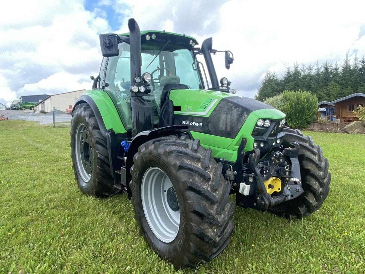 Deutz-Fahr 6190 Agrotron TTV - Трактор: фото 4 Deutz-Fahr 6190 Agrotron TTV - Трактор: фото 4