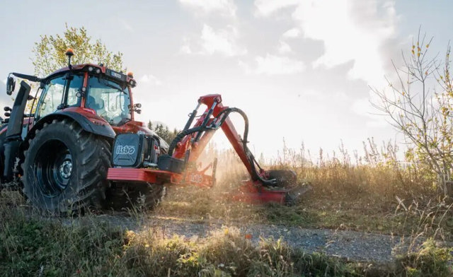 IlsboAT 500 R - Манипуляторная косилка: фото 1 IlsboAT 500 R - Манипуляторная косилка: фото 1