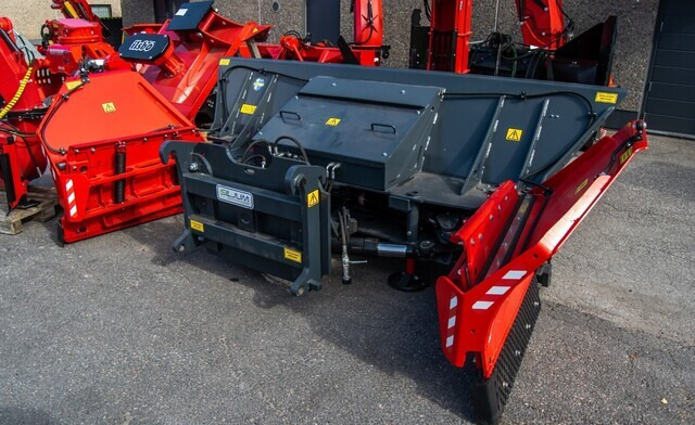 Siljum MekanMP 5000 ja 5400 X-Line - Отвал для снега: фото 3 Siljum MekanMP 5000 ja 5400 X-Line - Отвал для снега: фото 3