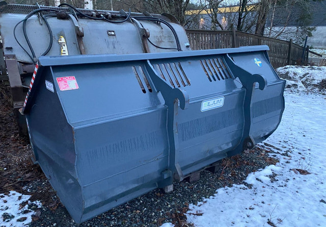 Siljum MekanPolannekauha 3,8m3 - Ковш для погрузчика: фото 1 Siljum MekanPolannekauha 3,8m3 - Ковш для погрузчика: фото 1