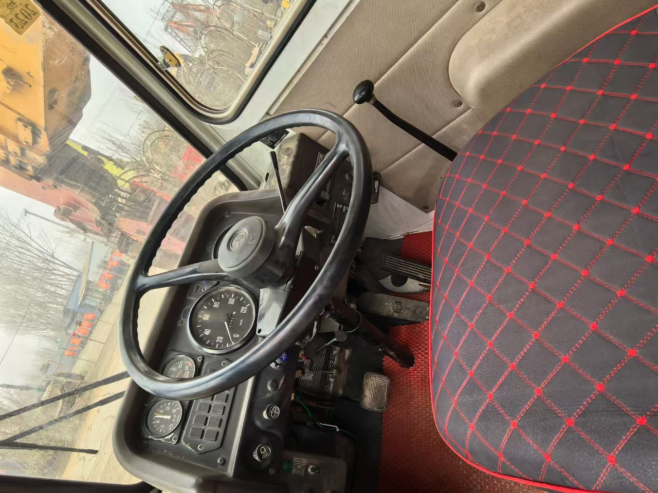 KATO NK250E NK300E NK400E NK500E NK800 NK1000 25ton 30 ton 40 ton 50 ton 80 ton truck crane - Мобильный кран: фото 5 KATO NK250E NK300E NK400E NK500E NK800 NK1000 25ton 30 ton 40 ton 50 ton 80 ton truck crane - Мобильный кран: фото 5