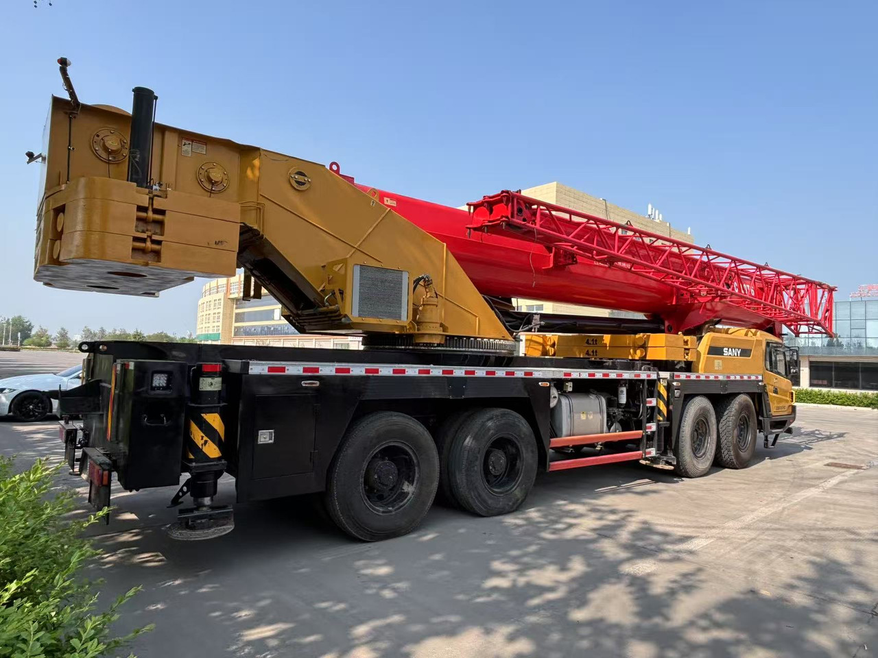 SANY STC800T6 STC80T6 STC800T5 STC80T5 80ton truck crane - Мобильный кран: фото 4 SANY STC800T6 STC80T6 STC800T5 STC80T5 80ton truck crane - Мобильный кран: фото 4