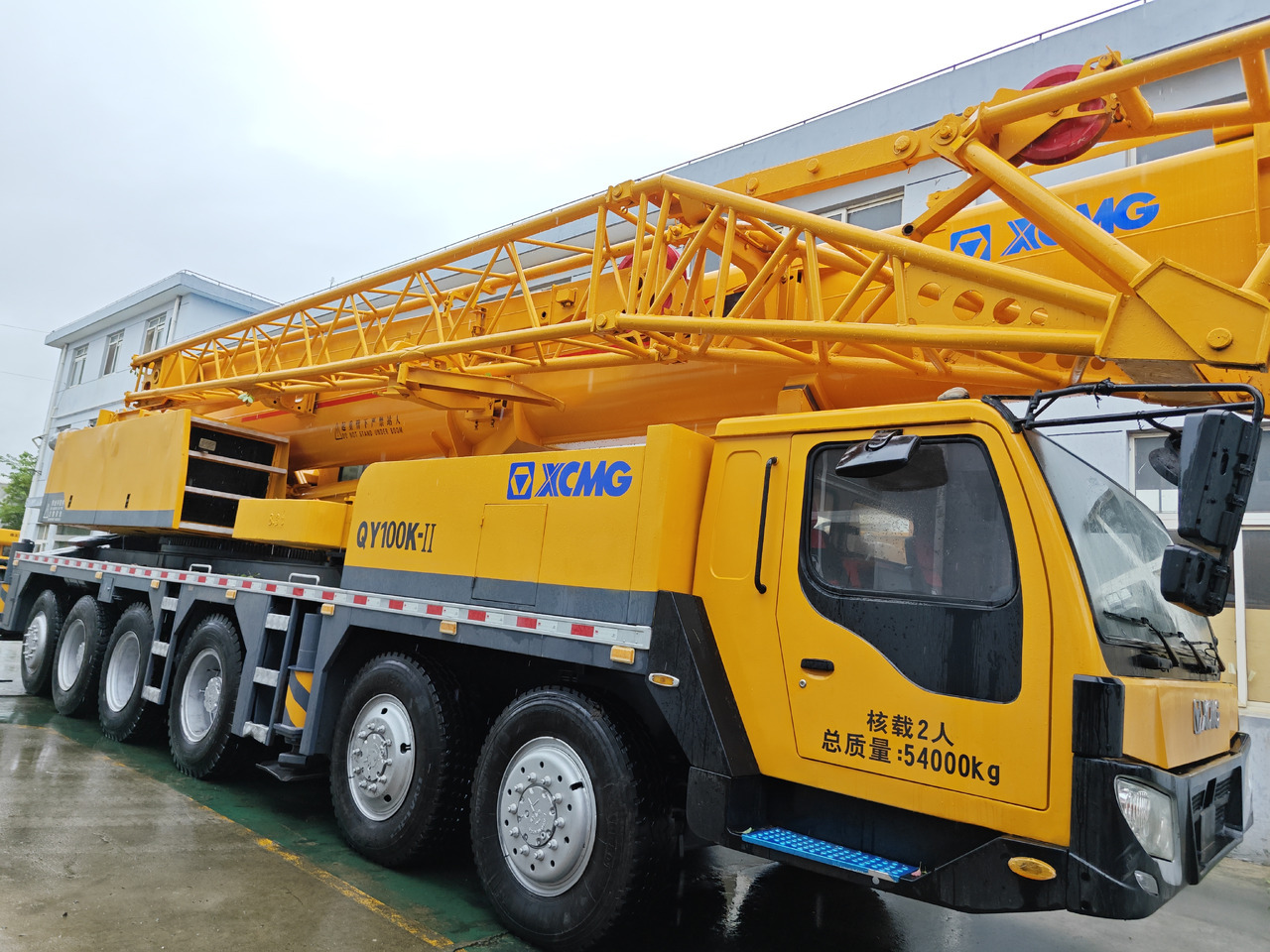 XCMG QY100K 100TON QY100K-1 QY100K-I QY130K QY160K QAY200 - Мобильный кран: фото 2 XCMG QY100K 100TON QY100K-1 QY100K-I QY130K QY160K QAY200 - Мобильный кран: фото 2