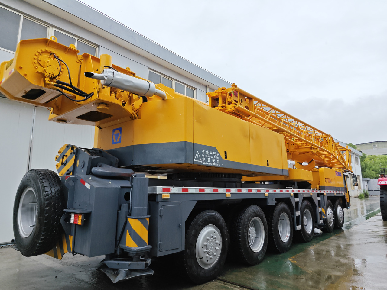 XCMG QY100K 100TON QY100K-1 QY100K-I QY130K QY160K QAY200 - Мобильный кран: фото 4 XCMG QY100K 100TON QY100K-1 QY100K-I QY130K QY160K QAY200 - Мобильный кран: фото 4