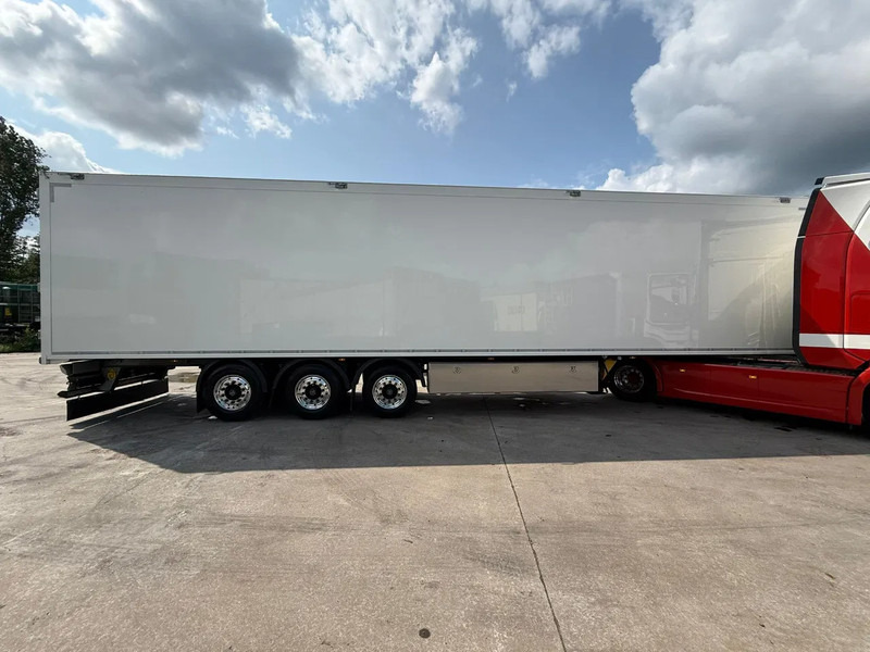 Полуприцеп с подвижным полом kraker K-Force ISO: фото 10