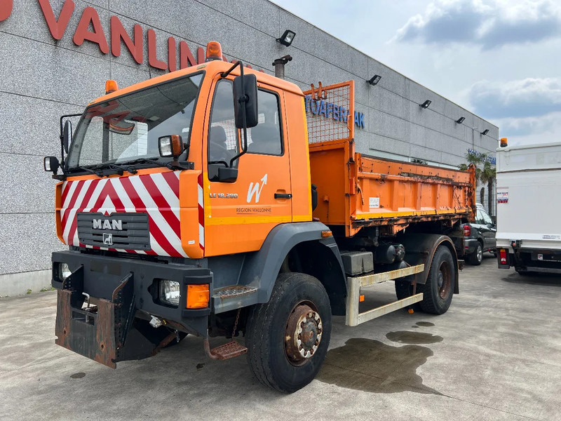 MAN LE 18.280 4x4 - Самосвал: фото 1 MAN LE 18.280 4x4 - Самосвал: фото 1