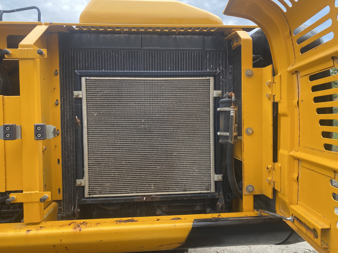 JCB JS 210 - Гусеничный экскаватор: фото 5 JCB JS 210 - Гусеничный экскаватор: фото 5