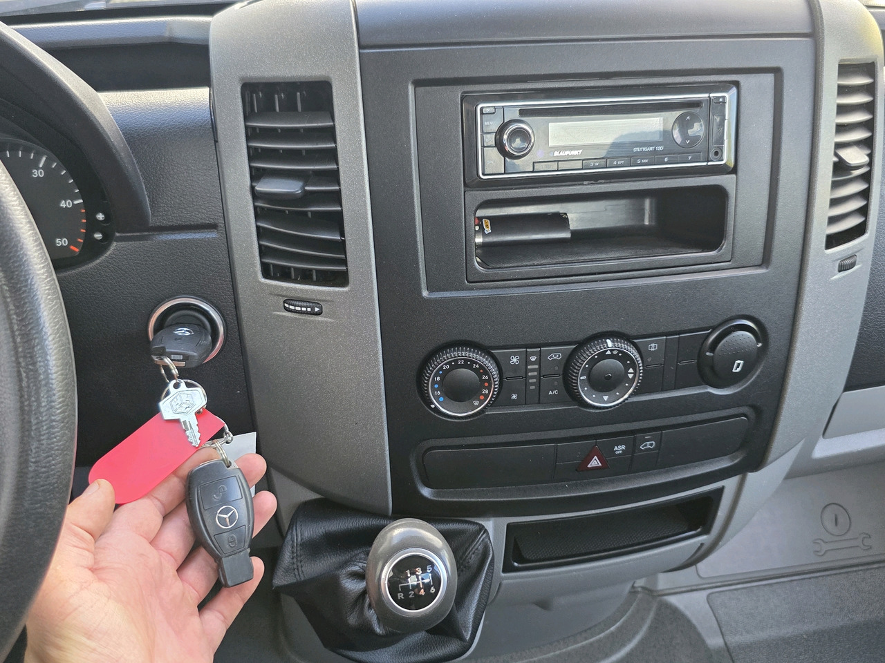 Малотоннажный бортовой грузовик Mercedes-Benz Sprinter 419 CDI Rama Max ! 3.0 CDI ! Klima ! Bez Korozji !: фото 20 Малотоннажный бортовой грузовик Mercedes-Benz Sprinter 419 CDI Rama Max ! 3.0 CDI ! Klima ! Bez Korozji !: фото 20