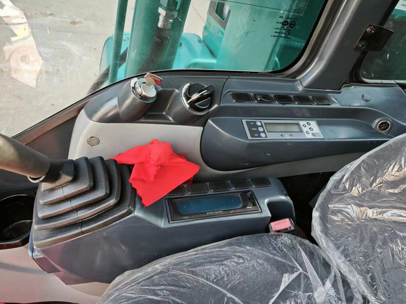 Kobelco SK75 - Мини-экскаватор: фото 3 Kobelco SK75 - Мини-экскаватор: фото 3