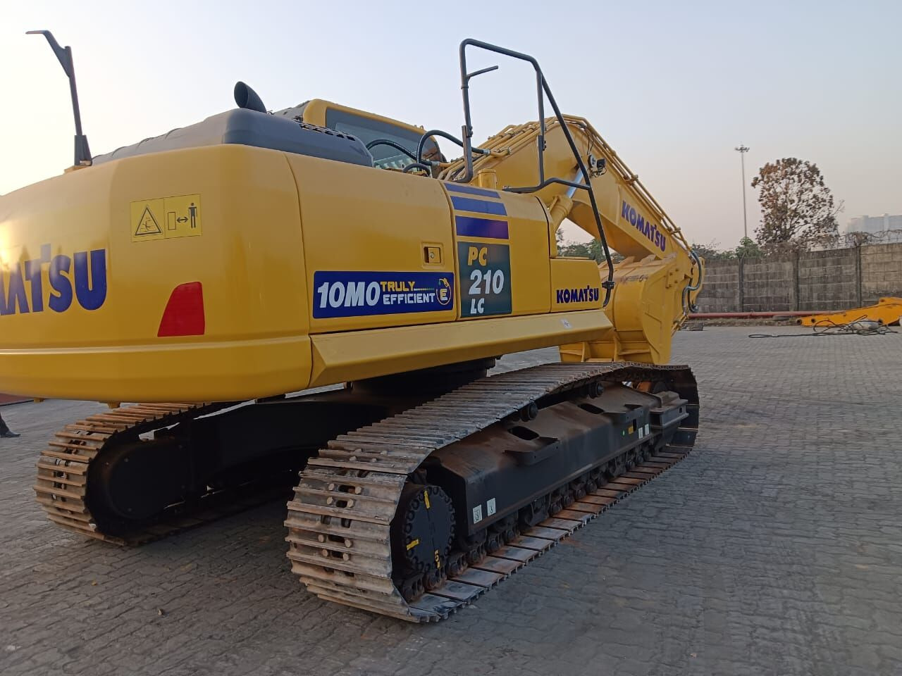 New Komatsu PC210 tracked excavator - Гусеничный экскаватор: фото 2 New Komatsu PC210 tracked excavator - Гусеничный экскаватор: фото 2