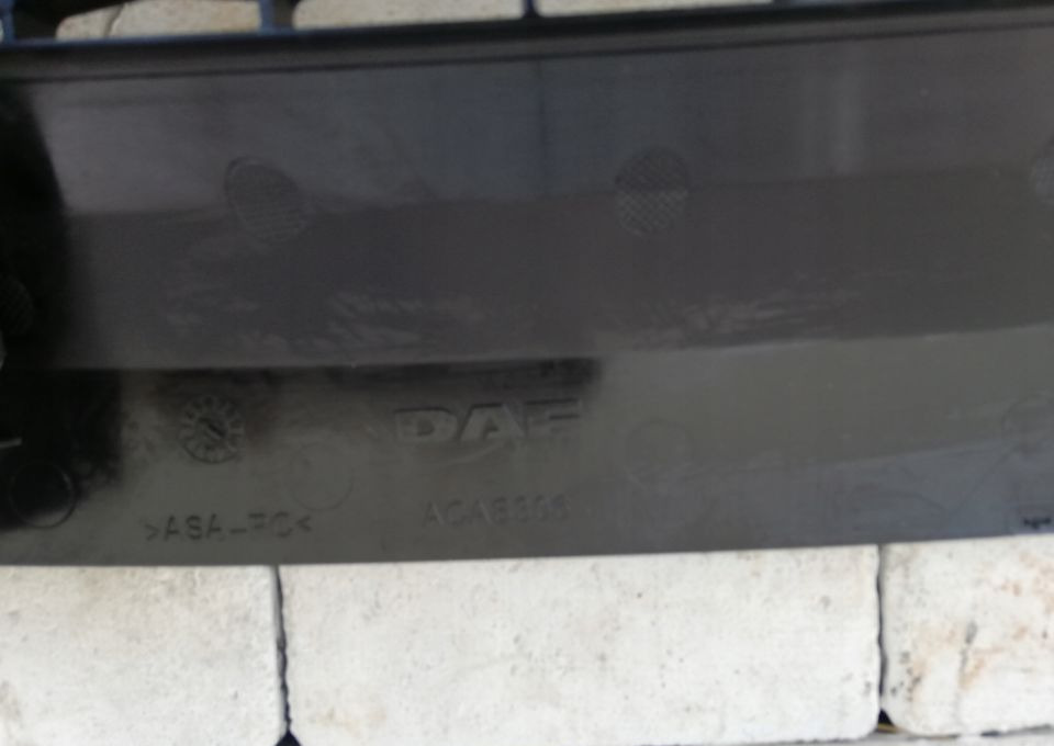 GRILL ATRAPA DAF LF NOWY ORYGINAŁ EURO6 - Решётка радиатора для Грузовиков: фото 5 GRILL ATRAPA DAF LF NOWY ORYGINAŁ EURO6 - Решётка радиатора для Грузовиков: фото 5