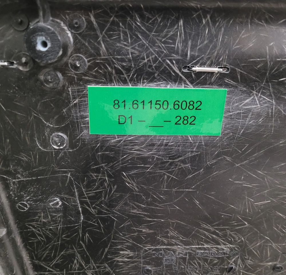 GRILL MAN TGL TGM EURO5 EEV ORYGINAŁ NOWY - Решётка радиатора для Грузовиков: фото 4 GRILL MAN TGL TGM EURO5 EEV ORYGINAŁ NOWY - Решётка радиатора для Грузовиков: фото 4