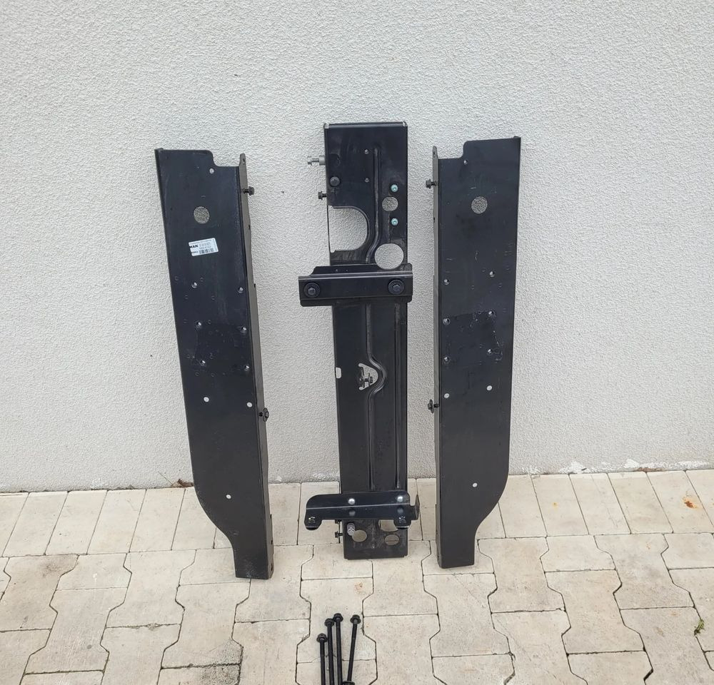 Rama MOCOWANIE CHŁODNIC MAN TGS E6. 82CM - Система охлаждения для Грузовиков: фото 1 Rama MOCOWANIE CHŁODNIC MAN TGS E6. 82CM - Система охлаждения для Грузовиков: фото 1