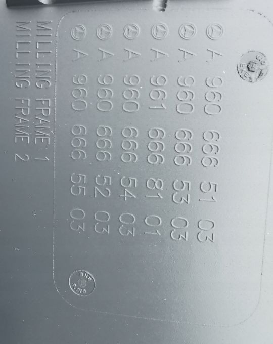 STOPNICA WŁAZ MERCEDES ACTROS MP4 ORYGINAŁ RH. - Боковая подножка для Грузовиков: фото 5 STOPNICA WŁAZ MERCEDES ACTROS MP4 ORYGINAŁ RH. - Боковая подножка для Грузовиков: фото 5