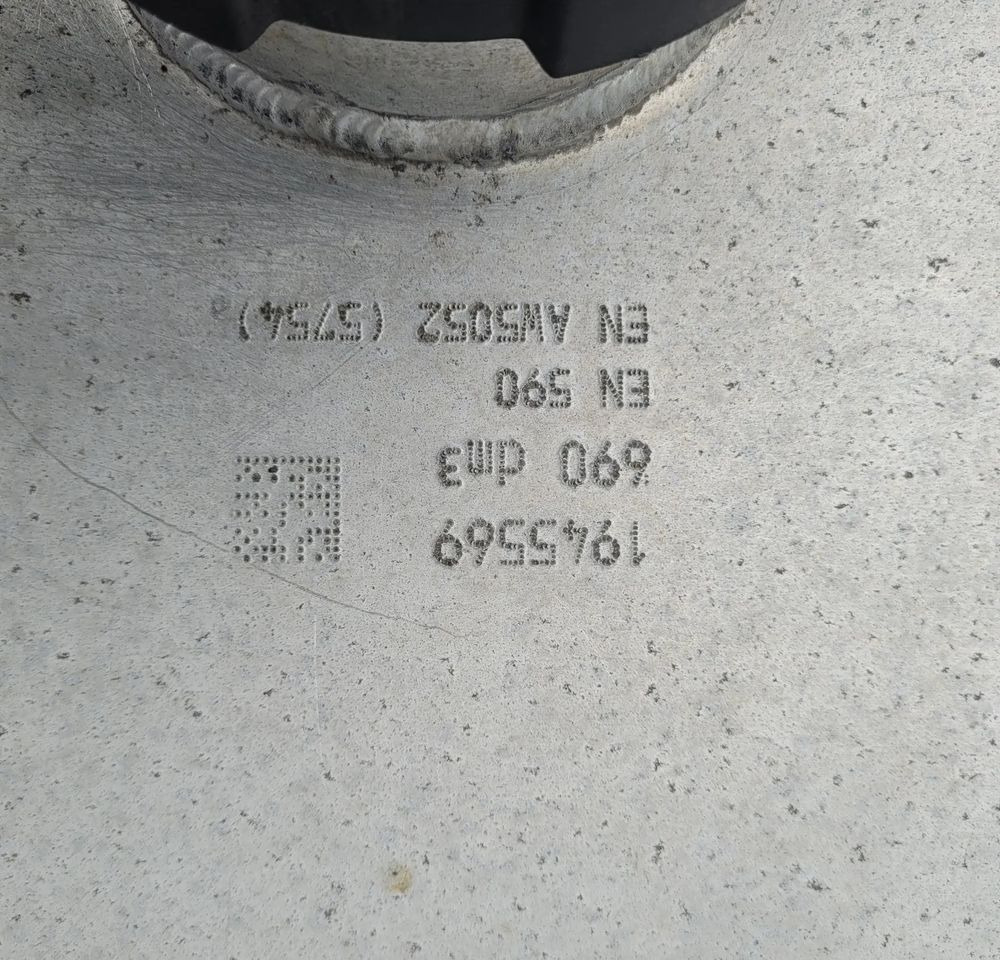 Топливный бак для Грузовиков ZBIORNIK PALIWA DAF 690L 1945569 60X68X195CM CHWALIM116: фото 6 Топливный бак для Грузовиков ZBIORNIK PALIWA DAF 690L 1945569 60X68X195CM CHWALIM116: фото 6