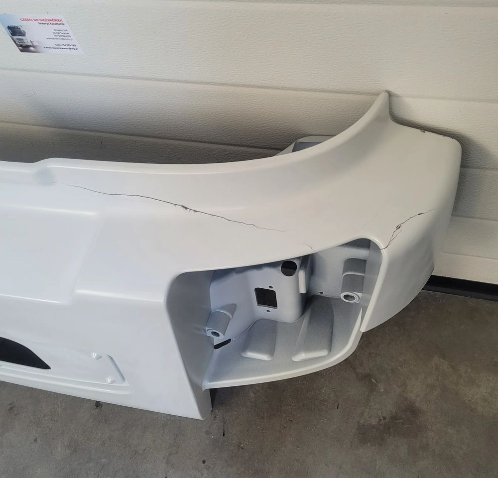 ZDERZAK ORYGINAŁ VOLVO FL WYSOKI 20958817 - Бампер для Грузовиков: фото 4 ZDERZAK ORYGINAŁ VOLVO FL WYSOKI 20958817 - Бампер для Грузовиков: фото 4