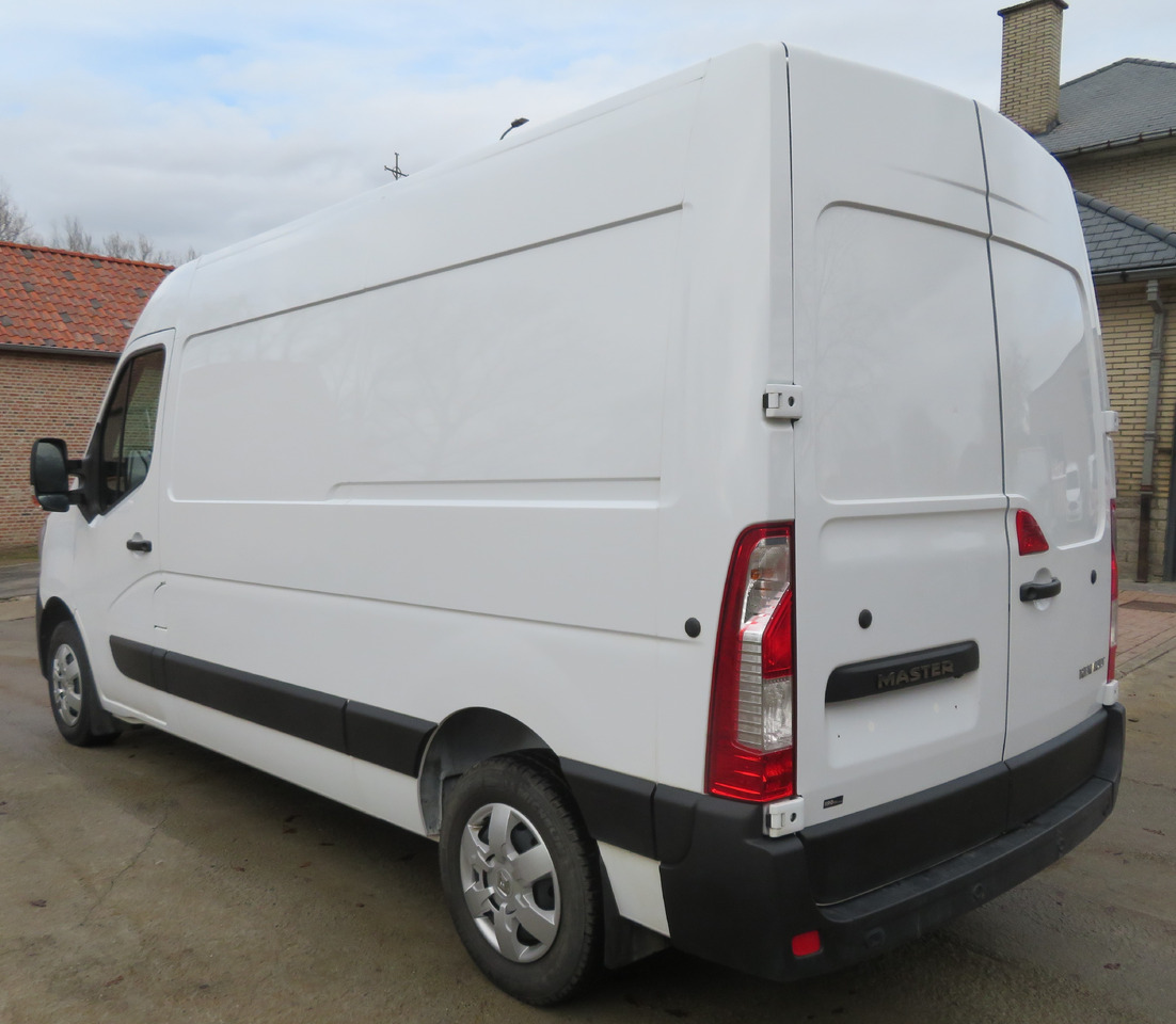 Renault Master 2.3dci - L2H2 - Цельнометаллический фургон: фото 5 Renault Master 2.3dci - L2H2 - Цельнометаллический фургон: фото 5