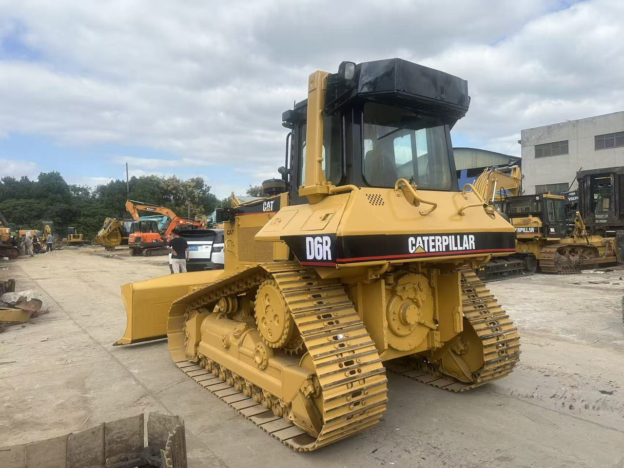 CATERPILLAR D6R Bulldozer Click forDiscount - Бульдозер: фото 4 CATERPILLAR D6R Bulldozer Click forDiscount - Бульдозер: фото 4