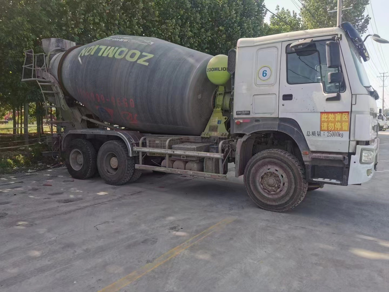 HOWO 6*4 Cement Mixer Truck - Автобетоносмеситель: фото 4 HOWO 6*4 Cement Mixer Truck - Автобетоносмеситель: фото 4
