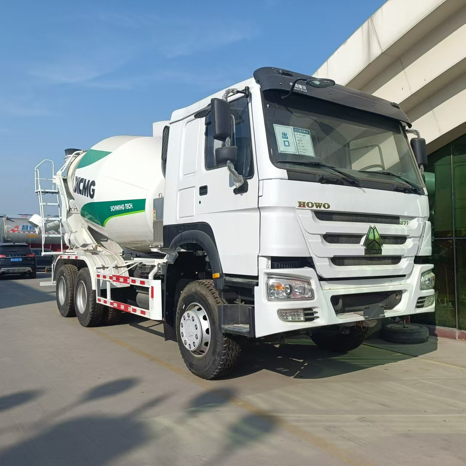 HOWO 6*4 Cement Mixer Truck - Автобетоносмеситель: фото 2 HOWO 6*4 Cement Mixer Truck - Автобетоносмеситель: фото 2