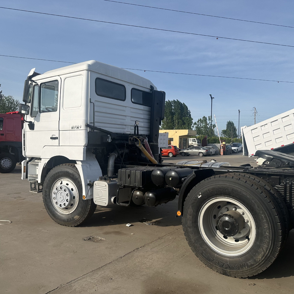 SHACMAN Dump Truck Click - Тягач: фото 1 SHACMAN Dump Truck Click - Тягач: фото 1