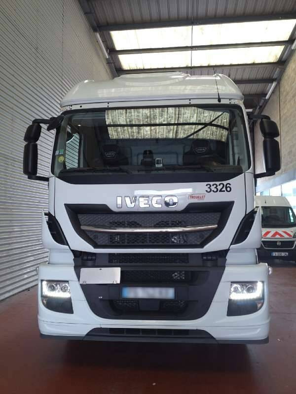 Tracteur 19 TONNES 360 CV 1 COUCHETTE - Тягач: фото 1 Tracteur 19 TONNES 360 CV 1 COUCHETTE - Тягач: фото 1