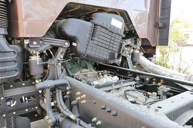 FAWA FAW Truck J6P New Model for Sale in Sierra Leone - Грузовик-шасси: фото 2 FAWA FAW Truck J6P New Model for Sale in Sierra Leone - Грузовик-шасси: фото 2