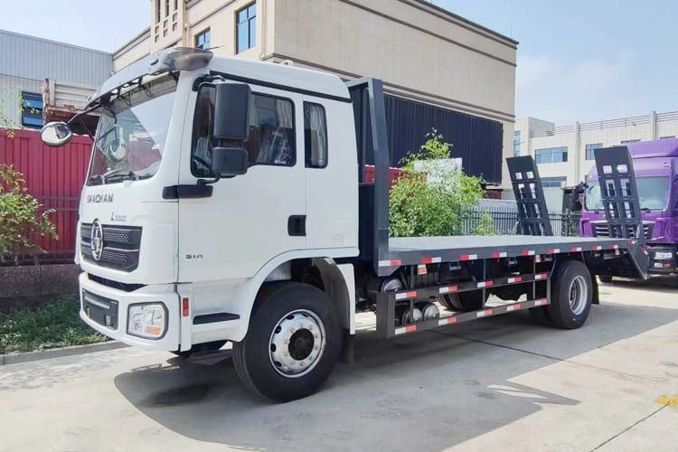 SHACMAN L3000 Light Cargo Truck with Rear Loading Ramp - Грузовик бортовой/ Платформа: фото 1 SHACMAN L3000 Light Cargo Truck with Rear Loading Ramp - Грузовик бортовой/ Платформа: фото 1