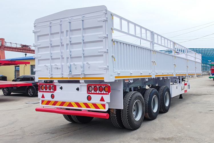 TITAN Cargo Trailer for Sale in Saudi Arabia - Полуприцеп для перевозки животных: фото 3 TITAN Cargo Trailer for Sale in Saudi Arabia - Полуприцеп для перевозки животных: фото 3