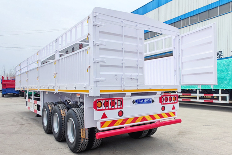 TITAN Cargo Trailer for Sale in Saudi Arabia - Полуприцеп для перевозки животных: фото 1 TITAN Cargo Trailer for Sale in Saudi Arabia - Полуприцеп для перевозки животных: фото 1
