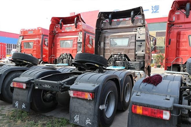 FAW Faw J6P 6X4 Tractor Head for Sale in Angola - Тягач: фото 3 FAW Faw J6P 6X4 Tractor Head for Sale in Angola - Тягач: фото 3