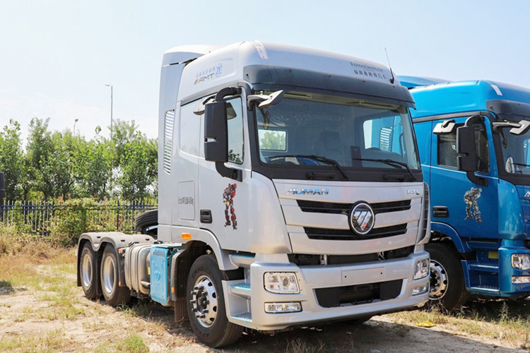 FOTON Foton 6x4 Tractor Head for Sale in Tanzania - Тягач: фото 2 FOTON Foton 6x4 Tractor Head for Sale in Tanzania - Тягач: фото 2