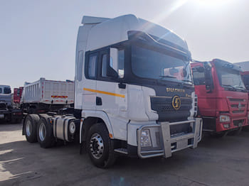SHACMAN Shacman Trailer Truck for Sale in Sierra Leone - Тягач: фото 1 SHACMAN Shacman Trailer Truck for Sale in Sierra Leone - Тягач: фото 1